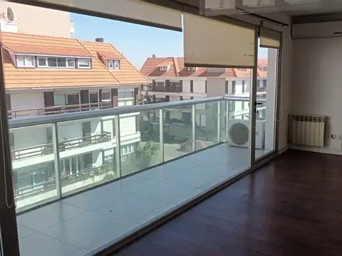 Departamento en Alquiler de 3 dormitorios
