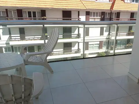 Departamento en Alquiler con 1 cocheras