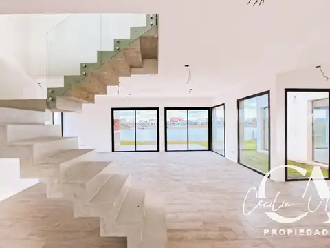Casa en Venta de 5 dormitorios