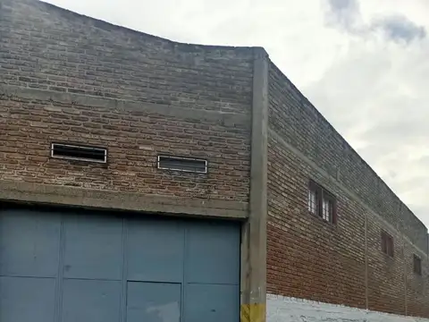 Galpon en Alquiler en Morón, $ 2.400.000