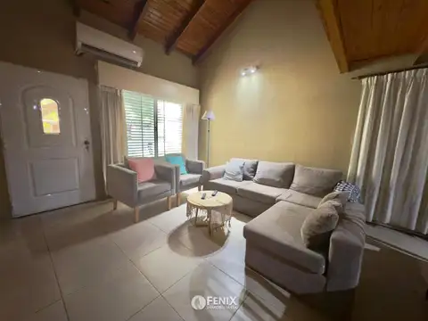 Av. Francisco de Haro entre Andresito y Santa Cruz