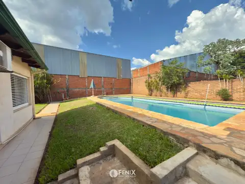 CASA EN VENTA APTO CRÉDITO - AV. FCO. DE HARO ENTRE CMTE. ANDRESITO Y STA. CRUZ (CF1211