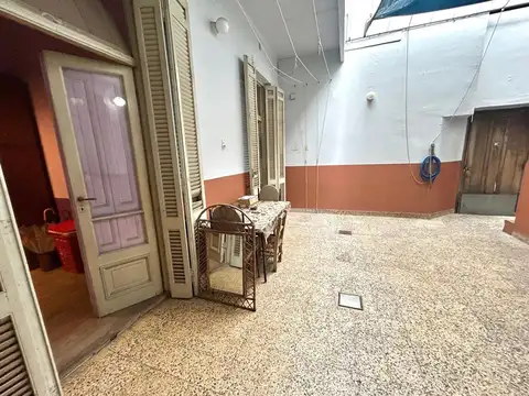Depto Tipo Casa 4 ambientes con 2 baños