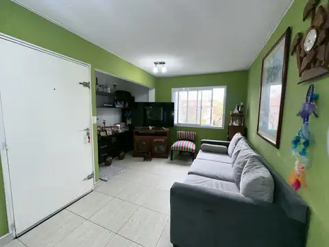 Depto Tipo Casa 4 ambientes con 1 baño