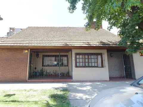 VENTA CASA LOTE PROPIO-ESQUINA-DOBLE GARAGE-MUNRO