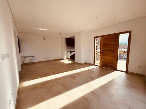 Casa en Venta en Coquimbito, USD 165.000