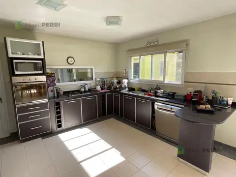 Casa en Venta en Village Del Parque, USD 230.000