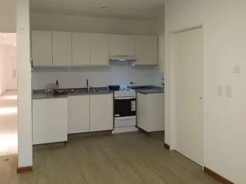 Departamento en Alquiler en Benavidez, $ 830.000