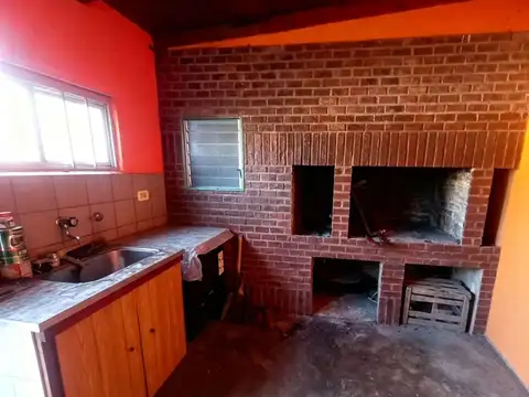 Casa en Venta en Los Hornos, USD 35.000