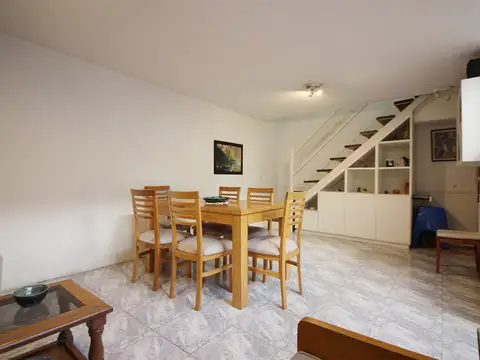 Depto Tipo Casa en Venta de 3 ambientes