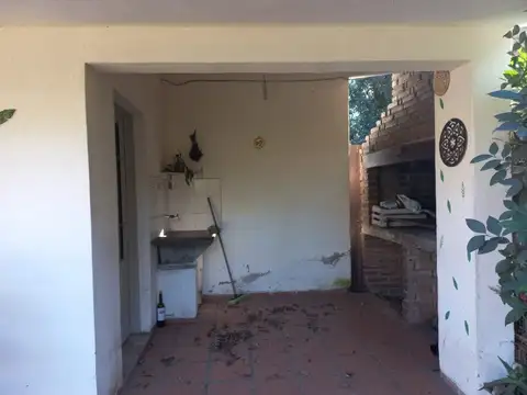 Se venden 2 casas a 1 cuadra del río