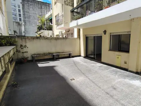 VENTA SEMIPISO 4 AMB PATIO DE 40M2 DEPCIA  PALERMO