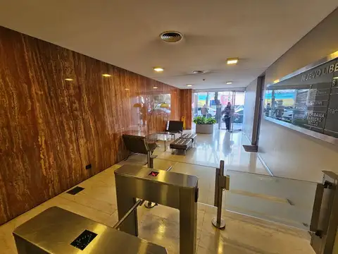 Alquiler excelente Oficina Corporativa 