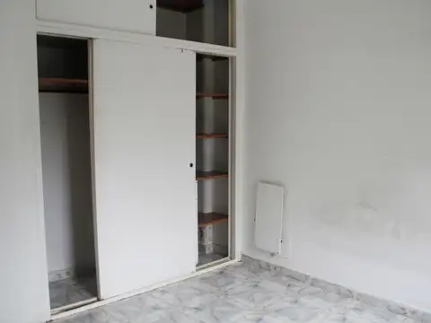 VENTA 2 Amb. con balcón al frente en Balvanera.