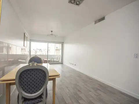 Av . San Juan  al 800