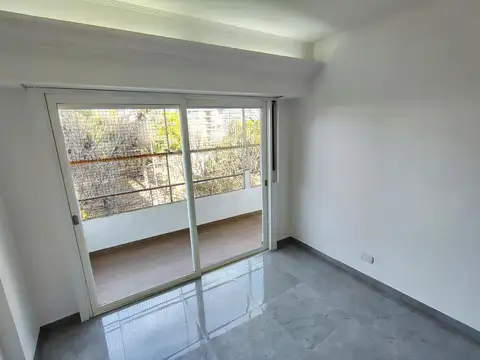 Departamento Alquiler 3 Ambientes Ramos Mejía Frente Balcón