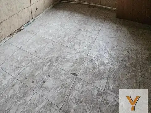 Casa en venta - 3 Dormitorios 1 Baño - Tres de Febrero