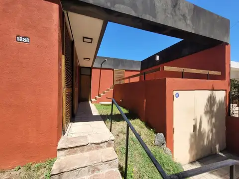 OPORTUNIDAD CASA 3 DORMITORIOS MAIPÚ 2A SECCIÓN