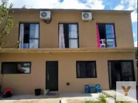 Casa en venta - 2 dormitorios 1 baño - cochera - 300mts2 - Barrio Gambier