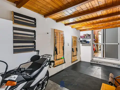 Depto Tipo Casa en Venta con 1 cocheras