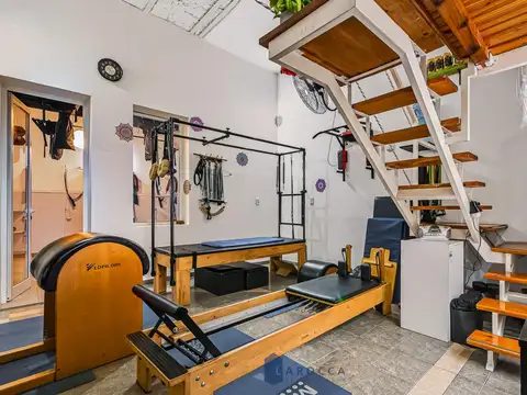 Depto Tipo Casa 3 ambientes con 3 baños