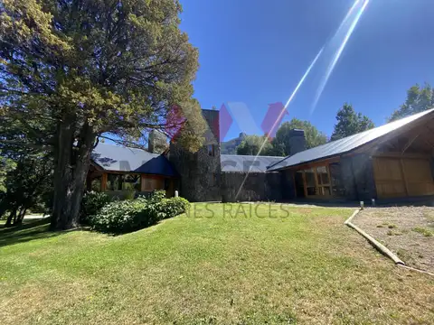 ARELAUQUEN CASA  TRES DORMITORIOS EN VENTA