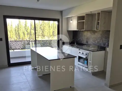 Departamento en Alquiler en Canning Center