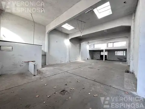 Galpon en Venta en Morón, USD 220.000