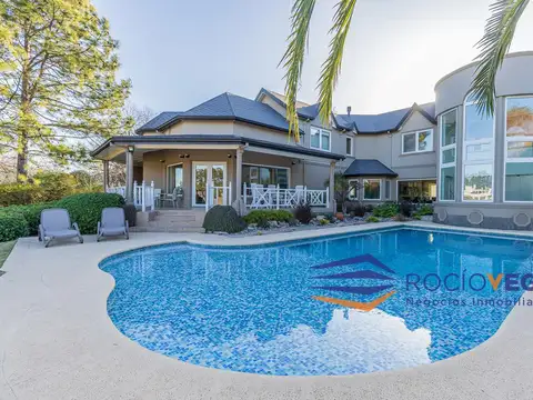 Casa en Venta de 4 dormitorios