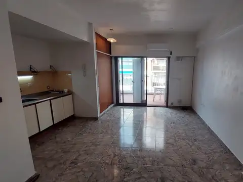 Ecuador 500, Piso 9