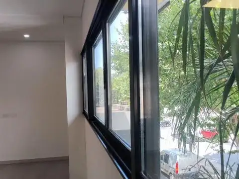 Oficina en Alquiler al Sur