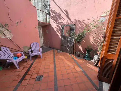 Cerrito 1100