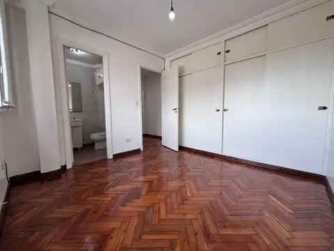 Departamento en Alquiler en Balvanera, $ 550.000