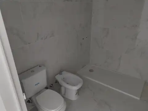 Emprendimiento en Av. Montes de Oca 1005 -68 m2-