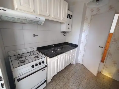 Departamento 4 ambientes con 1 baño