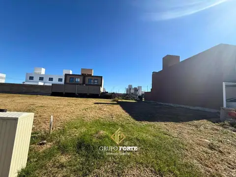 Terreno en Venta en Barrio Rincones de Manantiales, USD 60.000