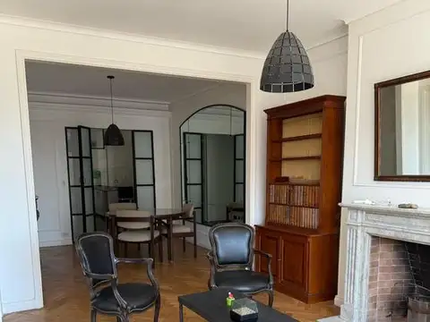 Avenida Pueyrredón 2300