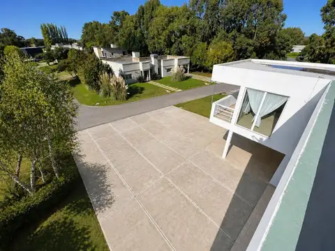 Casa en Alquiler de 4 dormitorios