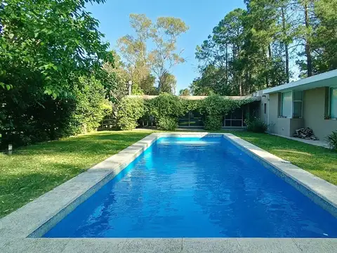 Casa 3 Ambientes en Venta en Luján Apto Crédito