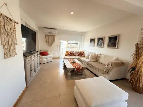 Departamento 4 ambientes con 2 baños