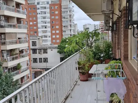 Departamento 5 ambientes con 3 baños