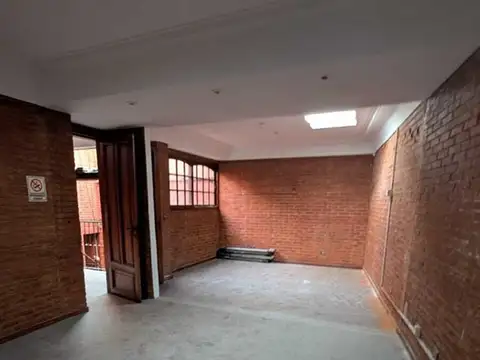 Depto Tipo Casa en Venta de 8 ambientes