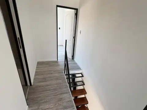 Depto Tipo Casa en Venta con 1 cocheras