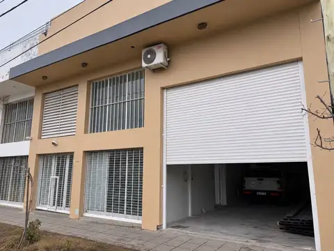 Galpon en Alquiler en Neuquén, $ 9.000.000