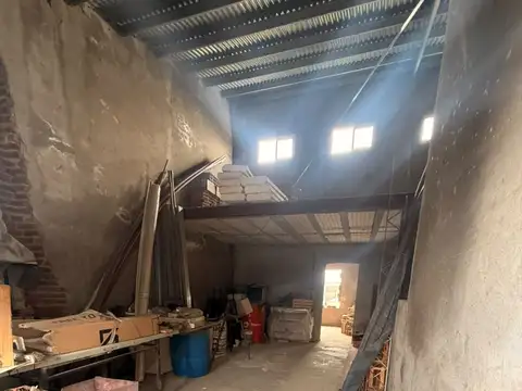 Casa 7 ambientes con 3 baños