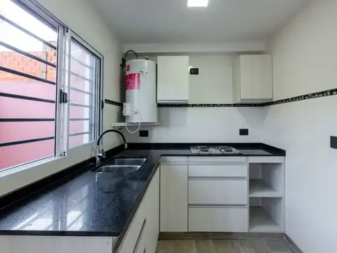 Depto Tipo Casa 3 ambientes con 1 baño
