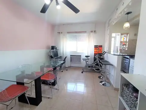 Departamento en Alquiler con 1 cocheras