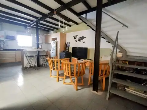 Depto Tipo Casa 4 ambientes con 1 baño