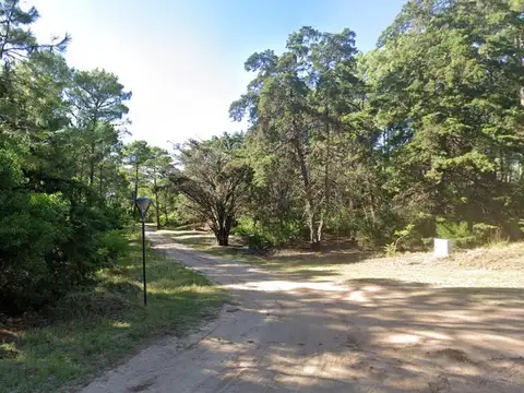 Terreno en Venta en Carilo, USD 190.300