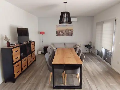 Casa en Venta en Lomas de Zamora, USD 190.000